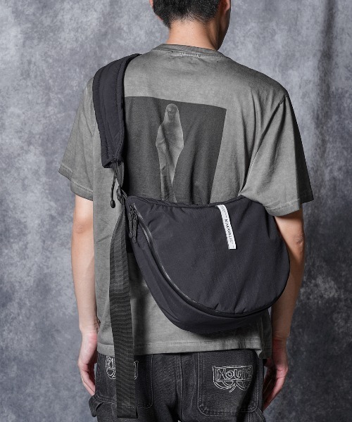 MAKAVELIC（マキャベリック）の「La Lune Shoulder Bag（バックパック/リュック・メンズ・ダークネイビー/カーキ・ONESIZE）」の18枚目の写真