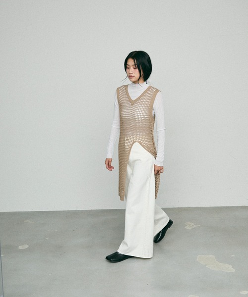 NUJOH(ヌゾ)の「Point Cut Mesh Sleeveless Knit / ポイントカット メッシュ ノースリーブ ニット(チュニック・レディース・ベージュ/ブラウン・FREE)」の22枚目の写真