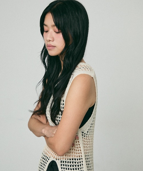 NUJOH(ヌゾ)の「Point Cut Mesh Sleeveless Knit / ポイントカット メッシュ ノースリーブ ニット(チュニック・レディース・ベージュ/ブラウン・FREE)」の15枚目の写真