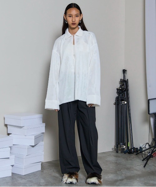MAISON SPECIAL（メゾンスペシャル）の「With Real Leather Belt Asymmetry Tack Pants/リアルレザーベルトセットアシンメトリータックパンツ■セットアップ対応■（スラックス・レディース・グレー/ブラウン/ブラック・36/38）」の6枚目の写真