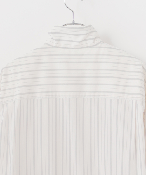 B.C STOCK（ベーセーストック）の「【Deux Allures/ドゥ アリュール】スタンドドロストシャツ（シャツ/ブラウス・メンズ・ホワイト/ブラウン・FREE）」の17枚目の写真