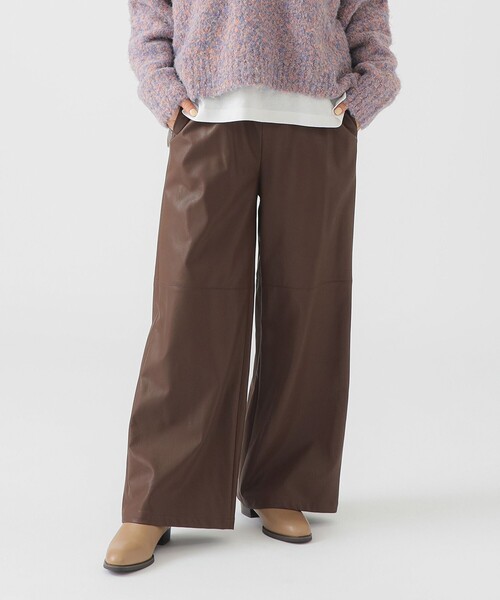 B:MING by BEAMS(ビーミングバイビームス)の「レザーライク パンツ(その他パンツ・レディース・ブラウン/ブラック・MEDIUM/SMALL)」の1枚目の写真