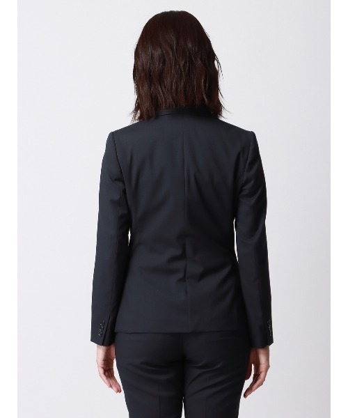 SUIT SQUARE（スーツスクエア）の「ジャケット ウォッシャブル ギャバストレッチ 無地（スーツジャケット・レディース・グレー系/ネイビー系・34(5号)/36(7号)/38(9号)/40(11号)/42(13号)/44(15号)）」の15枚目の写真