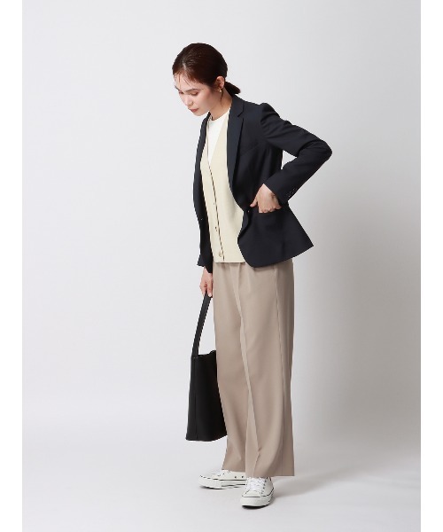 SUIT SQUARE（スーツスクエア）の「ジャケット ウォッシャブル ギャバストレッチ 無地（スーツジャケット・レディース・グレー系/ネイビー系・34(5号)/36(7号)/38(9号)/40(11号)/42(13号)/44(15号)）」の22枚目の写真