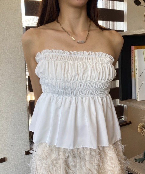 GOLDS♡肩紐ビジュー付き♡サテン×シフォン♡ラッフルフリルキャミトップス♡白 GOLDS♡肩紐ビジュー付き♡サテン×シフォン♡ラッフルフリルキャミ