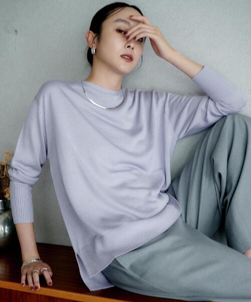 UNTITLED（アンタイトル）の「【8色展開/体型カバー】魅せる"タイムレスニット"（ニット/セーター・レディース・ブラック/グレー/オフホワイト/ナチュラル/ブルー系その他/パープル/レッド系1/ブラウン系その他・00/44/04/02/48）」の7枚目の写真