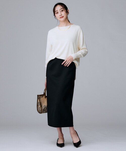 UNTITLED（アンタイトル）の「【8色展開/体型カバー】魅せる"タイムレスニット"（ニット/セーター・レディース・ブラック/グレー/オフホワイト/ナチュラル/ブルー系その他/パープル/レッド系1/ブラウン系その他・00/44/04/02/48）」の15枚目の写真