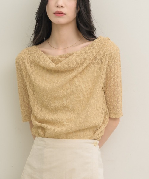 NEUNA（ヌナ）の「【上品見えする5分袖デザイン】ドレープレースハーフスリーヴトップス（Tシャツ/カットソー・レディース・ベージュ/アイボリー・FREE）」の14枚目の写真