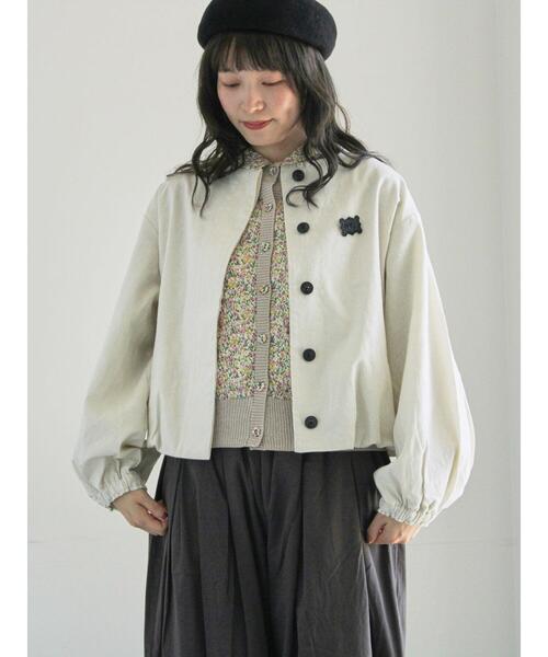 TSUHARU by Samansa Mos2（ツハルバイサマンサモスモス）の「アンティーク風ブローチ付きジャケット（ノーカラージャケット・レディース・ブラック/キナリ・F）」の16枚目の写真