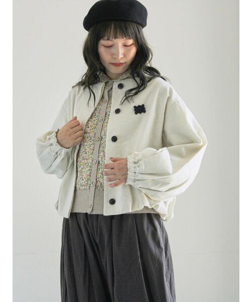 TSUHARU by Samansa Mos2（ツハルバイサマンサモスモス）の「アンティーク風ブローチ付きジャケット（ノーカラージャケット・レディース・ブラック/キナリ・F）」の15枚目の写真