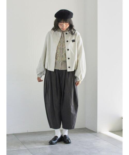 TSUHARU by Samansa Mos2（ツハルバイサマンサモスモス）の「アンティーク風ブローチ付きジャケット（ノーカラージャケット・レディース・ブラック/キナリ・F）」の12枚目の写真