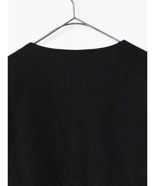 TSUHARU by Samansa Mos2（ツハルバイサマンサモスモス）の「アンティーク風ブローチ付きジャケット（ノーカラージャケット・レディース・ブラック/キナリ・F）」の4枚目の写真