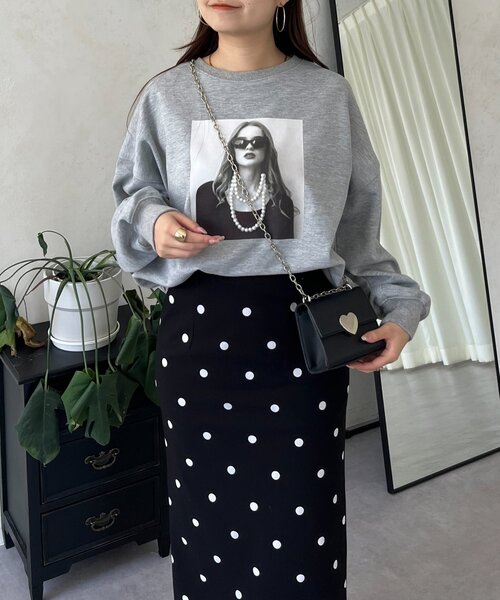 prose verse（プロズヴェール）の「パールネックレスフォトスウェット（スウェット・レディース・グレー/オフホワイト/ブラック・FREE）」の22枚目の写真