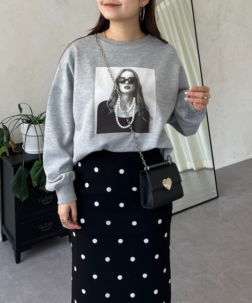 prose verse（プロズヴェール）の「パールネックレスフォトスウェット（スウェット・レディース・グレー/オフホワイト/ブラック・FREE）」の13枚目の写真