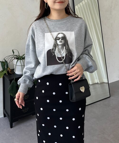 prose verse（プロズヴェール）の「パールネックレスフォトスウェット（スウェット・レディース・グレー/オフホワイト/ブラック・FREE）」の14枚目の写真