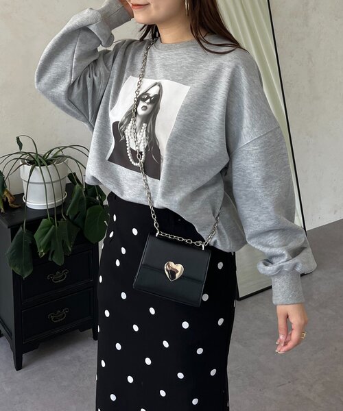 prose verse（プロズヴェール）の「パールネックレスフォトスウェット（スウェット・レディース・グレー/オフホワイト/ブラック・FREE）」の16枚目の写真