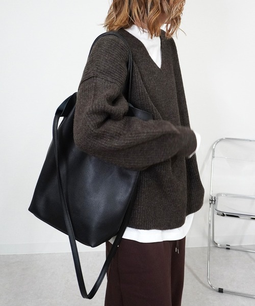 gossara(ゴサラ)の「合皮ショルダーバッグ(ショルダーバッグ・レディース・ブラウン/ブラック・FREE)」の6枚目の写真