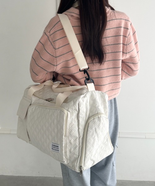 wears（ウェアーズ）の「キルティングボストン型トラベルバッグ（ボストンバッグ・レディース・アイボリー/ブラック/ピンク・FREE）」の9枚目の写真