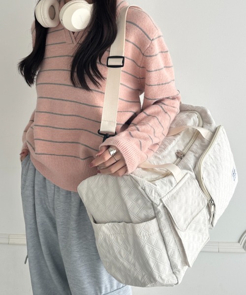 wears（ウェアーズ）の「キルティングボストン型トラベルバッグ（ボストンバッグ・レディース・アイボリー/ブラック/ピンク・FREE）」の11枚目の写真