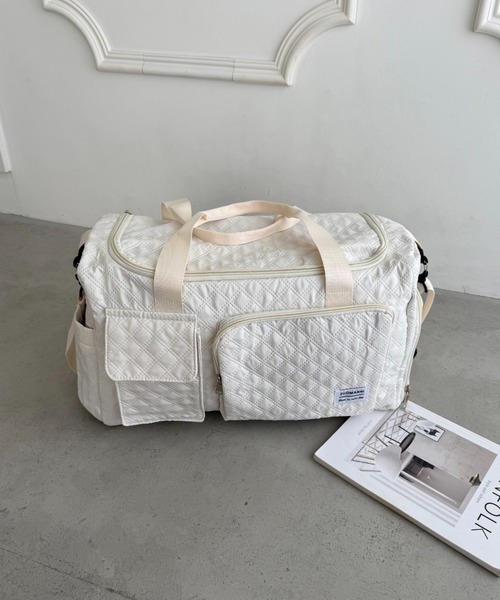 wears（ウェアーズ）の「キルティングボストン型トラベルバッグ（ボストンバッグ・レディース・アイボリー/ブラック/ピンク・FREE）」の4枚目の写真