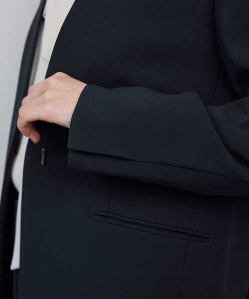 ROPE'(ロペ)の「トリアセダブルクロス クルーネックジャケット/イージーケア・セットアップ対応・25AW(ノーカラージャケット・レディース・ネイビー・36/40/38)」の13枚目の写真