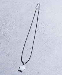 Chillfar（チルファー）の「天然石、鉱石、星形ペンダント（ネックレス）」