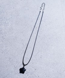 Chillfar（チルファー）の「天然石、鉱石、星形ペンダント（ネックレス）」