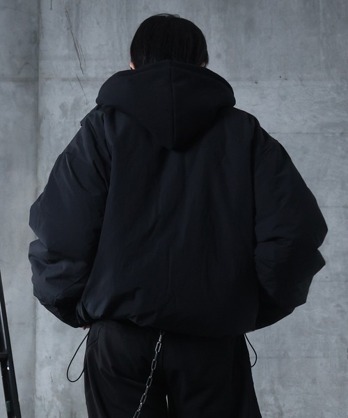 Confirm（コンファーム）の「AW インボックスタック ドロップショルダーパファージャケット 中綿ブルゾン ドローコード メンズ レディース ユニセックス 【Confirm】（ダウンジャケット/コート・メンズ・ブルー/グレー/ブラック・L/M）」の5枚目の写真