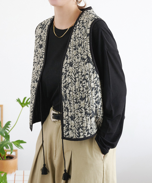 B.C STOCK（ベーセーストック）の「【ZOZO限定】リバーシブル / キルティングベスト（その他アウター・レディース・ネイビー/ラベンダー/ブラック・FREE）」の2枚目の写真