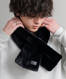 新品ジュンヤワタナベ ファイクファーマフラー 新品ジュンヤワタナベ ファイクファーマフラー マフラー（フェイク