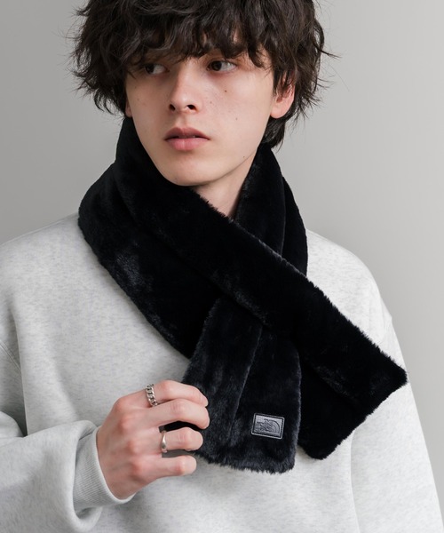 THE NORTH FACE(ザノースフェイス)の「日本未展開モデル WHITE LABEL THE NORTH FACE COMPACT T-BALL MUFFLER ティーボールパディングマフラー/ファーマフラー(マフラー・メンズ・ブラック/クリーム/ダークブラウン/ブラック系・FREE)」の8枚目の写真