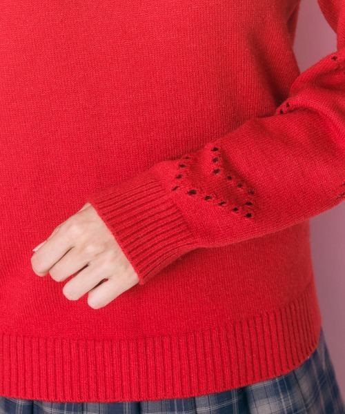 marun（マルン）の「＜大きいサイズ＞袖ハート柄編ビッグカラーニットトップス marun（ニット/セーター・レディース・ブラック/レッド・L/LL/3L/4L/5L）」の17枚目の写真