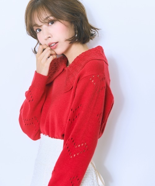 marun（マルン）の「＜大きいサイズ＞袖ハート柄編ビッグカラーニットトップス marun（ニット/セーター・レディース・ブラック/レッド・L/LL/3L/4L/5L）」の15枚目の写真