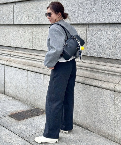 LA BAGAGERIE(ラバガジェリー)の「【インスタグラマー Chiyoさん×LA BAGAGERIE】スクエアボストン(ボストンバッグ・レディース・ブラック/チョコ/キャメル・FREE)」の5枚目の写真