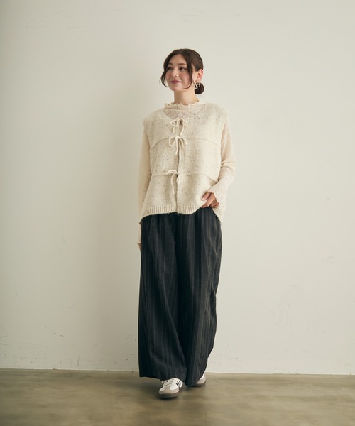 Lunea（ルネア）の「リボンニットベスト（ベスト・レディース・ベージュ/アイボリー/グレー・FREE）」の21枚目の写真