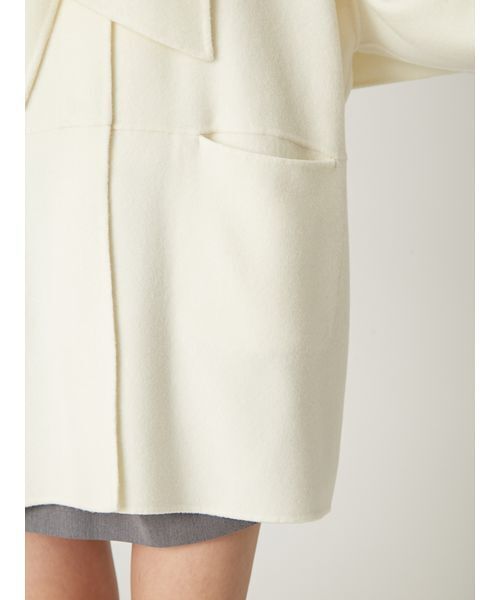 マフラー付ノーカラーリバーミドルコート（ノーカラージャケット