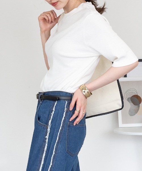 RCD(アールシーディー)の「2×2リブ プチハイネック半袖Tシャツ(Tシャツ/カットソー・レディース・ブラック/オフホワイト・L/M/LL)」の4枚目の写真