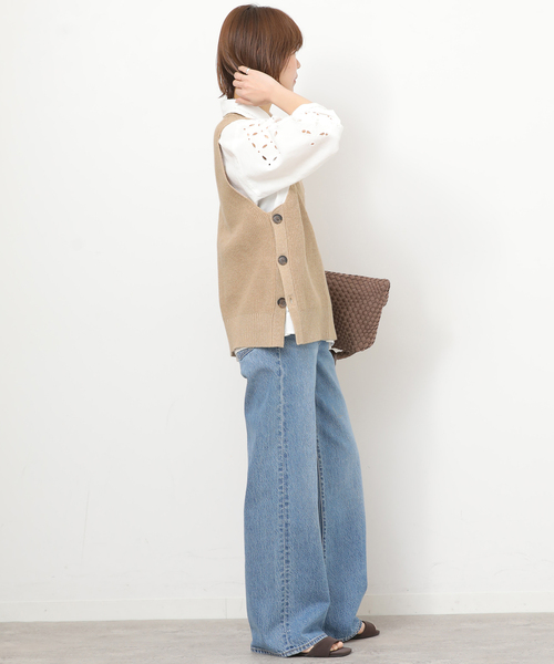 JOURNAL STANDARD relume（ジャーナルスタンダード　レリューム）の「サイドボタンニットベスト（ベスト・レディース・グレー/ネイビー/ベージュ・FREE）」の19枚目の写真