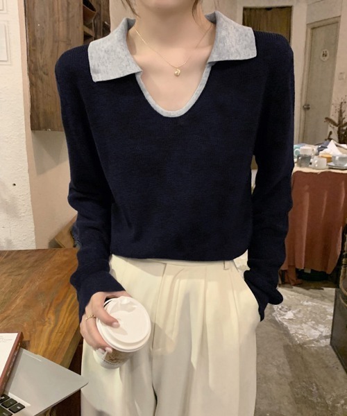 ReRe(リリ)の「配色襟付きニットトップス(ニット/セーター・レディース・ネイビー/グレー/カーキ/オートミール・FREE)」の1枚目の写真