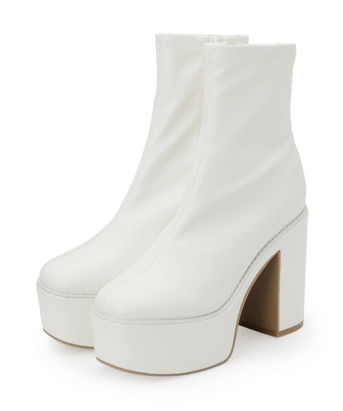 cs T&P(シーエスティーアンドピー)の「厚底シンプルブーツ(ブーツ・レディース・ブラック系/ホワイト/ブラック/ブラック系8・S/M/L/LL)」の16枚目の写真