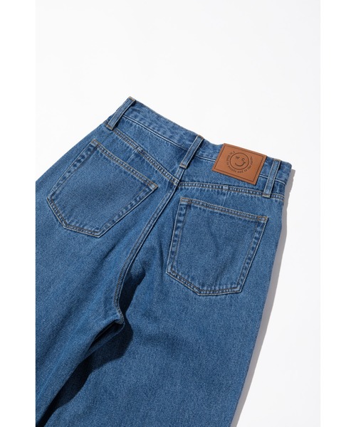 WCJ（ダブルシージェイ）の「ソフトデニムパンツ（デニムパンツ・レディース・ホワイト/サックスブルー/ブルー・25inch/26inch）」の15枚目の写真