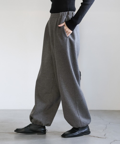 select MOCA（セレクトモカ）の「ソフトタッチスウェットルーズパンツ（スウェットパンツ・レディース・グレー/チャコールグレー・FREE）」の16枚目の写真