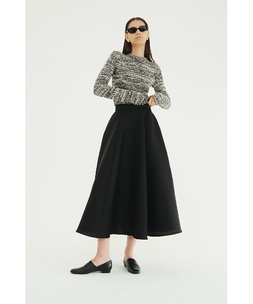 CLANE(クラネ)の「CLANE VOLUME FLARE SKIRT 19109-6132(スカート・レディース・ブラック/ベージュ・1/2)」の2枚目の写真