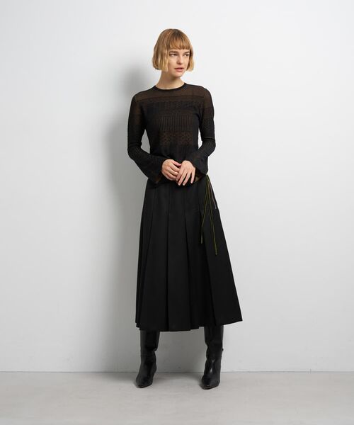 LANVIN en Bleu(ランバンオンブルー)の「ニットレースプルオーバー(ニット/セーター・レディース・レッド/ブラック・38)」の10枚目の写真