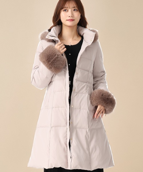 MISCH MASCH（ミッシュマッシュ）の「2025秋冬新作 スタンドネックフードロングダウン（ダウンジャケット/コート・レディース・ピンク/アイボリー/ブラック・M/S）」の3枚目の写真