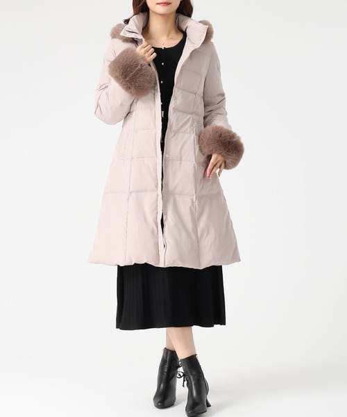 MISCH MASCH（ミッシュマッシュ）の「2025秋冬新作 スタンドネックフードロングダウン（ダウンジャケット/コート・レディース・ピンク/アイボリー/ブラック・M/S）」の5枚目の写真