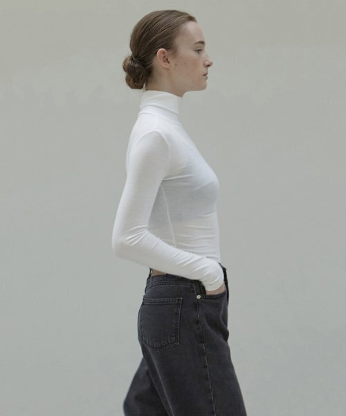 NICK&NICOLE（ニックアンドニコール）の「[ESSENTIAL] SOFT TURTLENECK KNIT_IVORY（ニット/セーター・レディース・その他・FREE）」の2枚目の写真