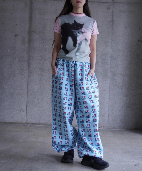ASHLEY WILLIAMS I ♥︎ ME 水色　スウェットパンツ ASHLEY WILLIAMS（アシュリーウィリアムス）の「I heart me blue