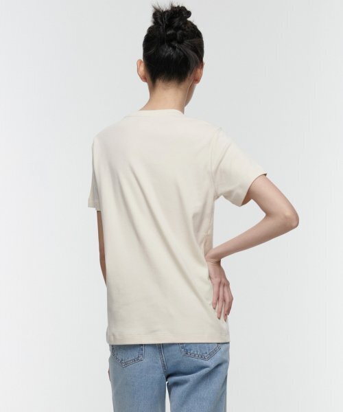 MUSINSA STANDARD WOMAN（ムシンサスタンダードウーマン）の「ウィメンズベーシッククルーネックTシャツ[エクリュ]（Tシャツ/カットソー・レディース・その他・SMALL/MEDIUM/X-LARGE/LARGE/X-SMALL）」の5枚目の写真