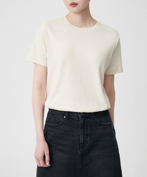 MUSINSA STANDARD WOMAN（ムシンサスタンダードウーマン）の「ウィメンズベーシッククルーネックTシャツ[エクリュ]（Tシャツ/カットソー・レディース・その他・SMALL/MEDIUM/X-LARGE/LARGE/X-SMALL）」の8枚目の写真